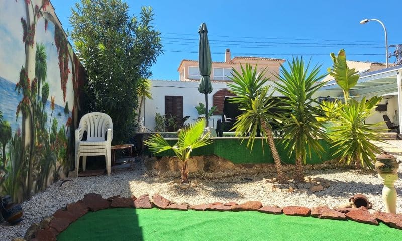 3 sypialnia Willa na sprzedaż w Orihuela Costa z basenem garażem - 369 995 € (Ref: 9762457)