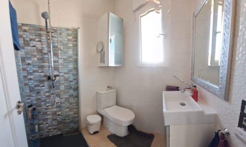 3 sypialnia Willa na sprzedaż w Orihuela Costa z basenem garażem - 369 995 € (Ref: 9762457)