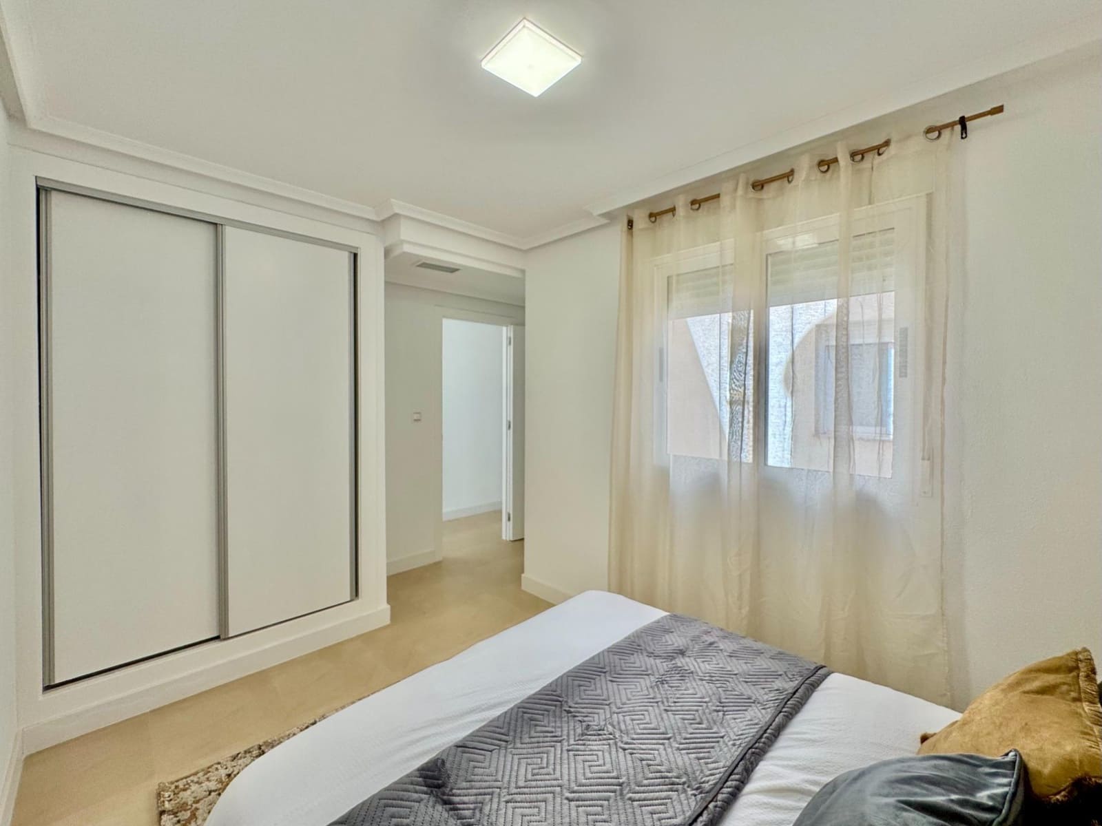 3 soveværelse Lejlighed til salg i Torrevieja med garage - € 220.000 (Ref: 9762460)