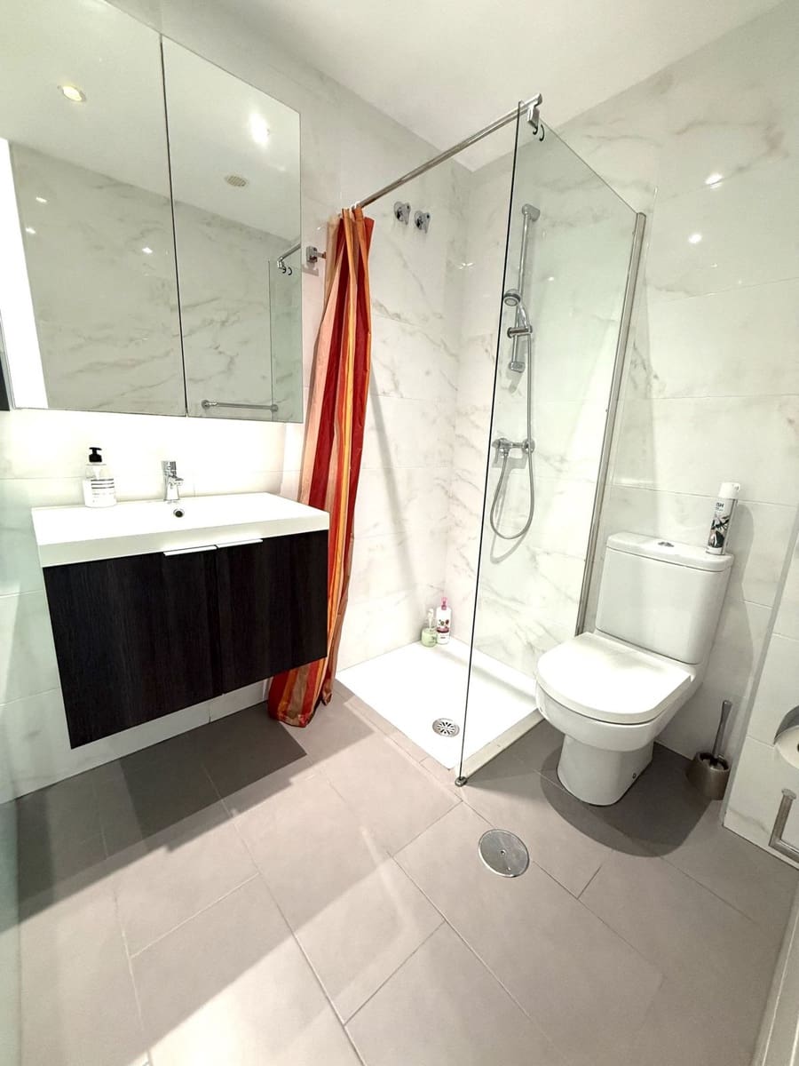 Apartamento de 2 habitaciones en Orihuela en venta con piscina garaje - 270.000 € (Ref: 9762466)