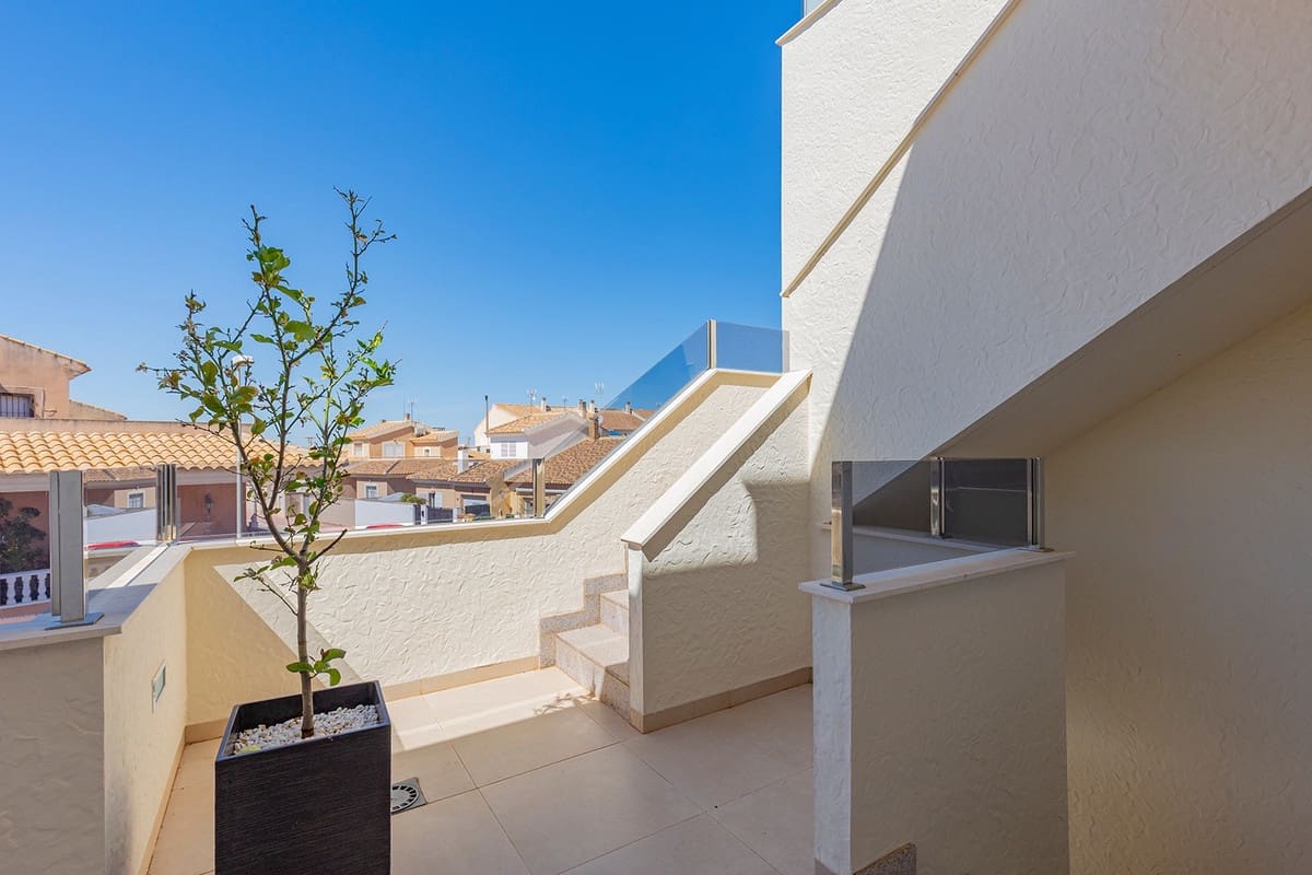 2 slaapkamer Penthouse te koop in Dolores De Pacheco met zwembad - € 249.000 (Ref: 9762467)