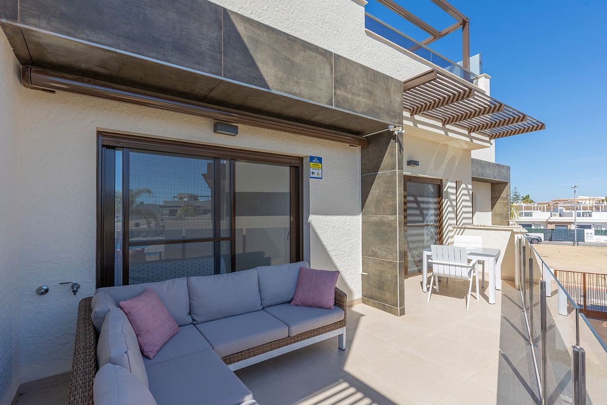 2 slaapkamer Penthouse te koop in Dolores De Pacheco met zwembad - € 249.000 (Ref: 9762467)