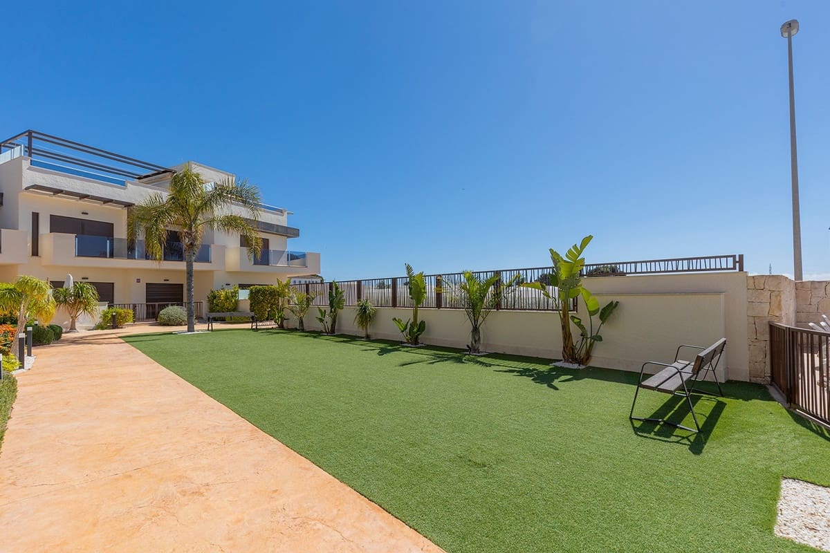 2 slaapkamer Penthouse te koop in Dolores De Pacheco met zwembad - € 249.000 (Ref: 9762467)