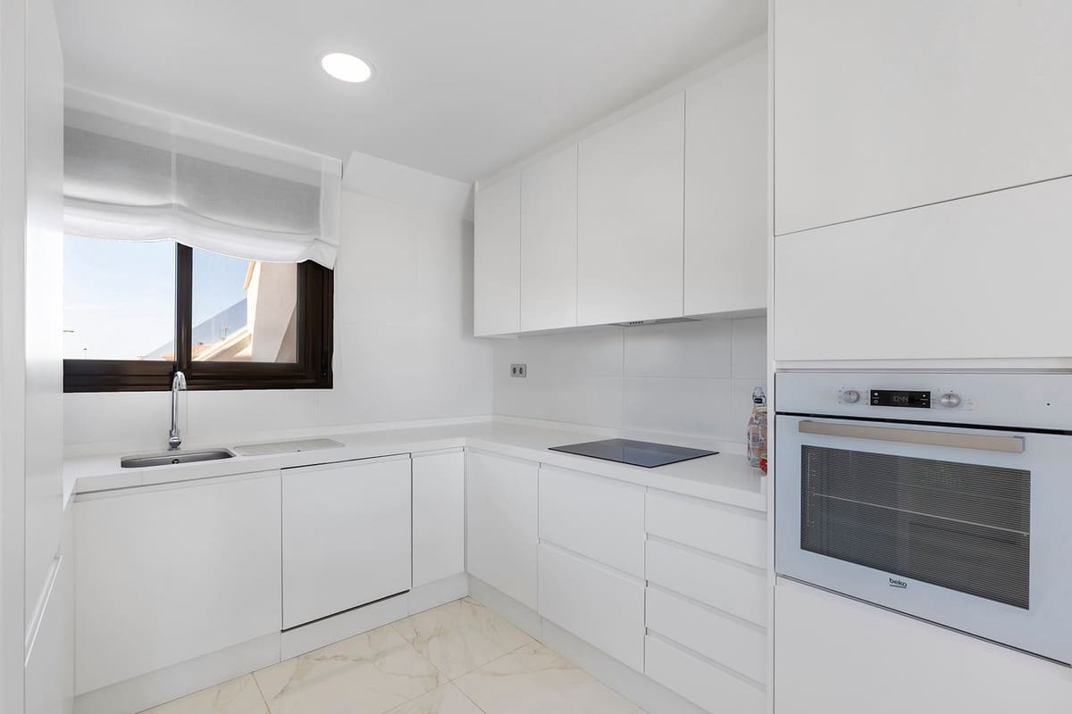 2 bedroom Penthouse for sale in Dolores De Pacheco with pool - € 249,000 (Ref: 9762467)