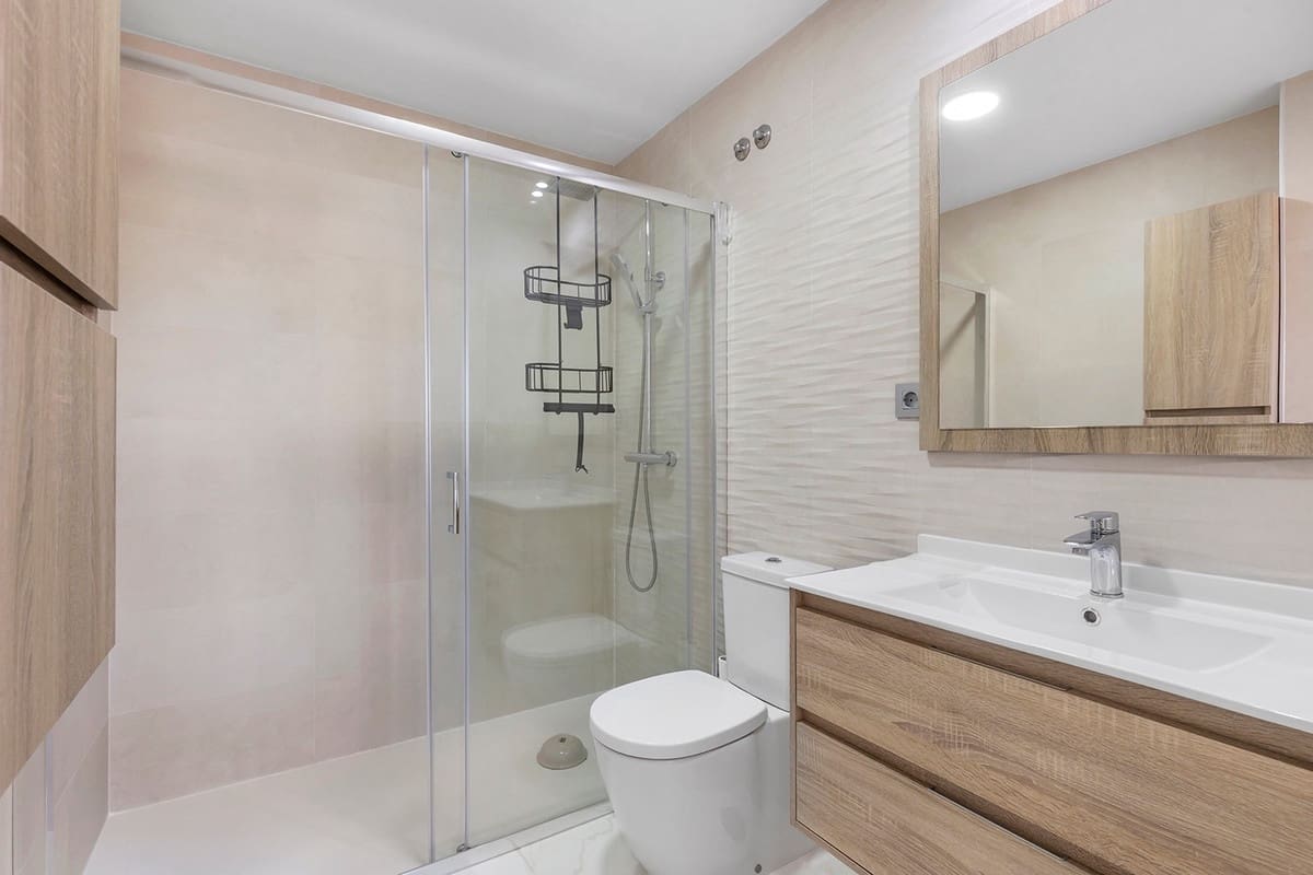 2 bedroom Penthouse for sale in Dolores De Pacheco with pool - € 249,000 (Ref: 9762467)