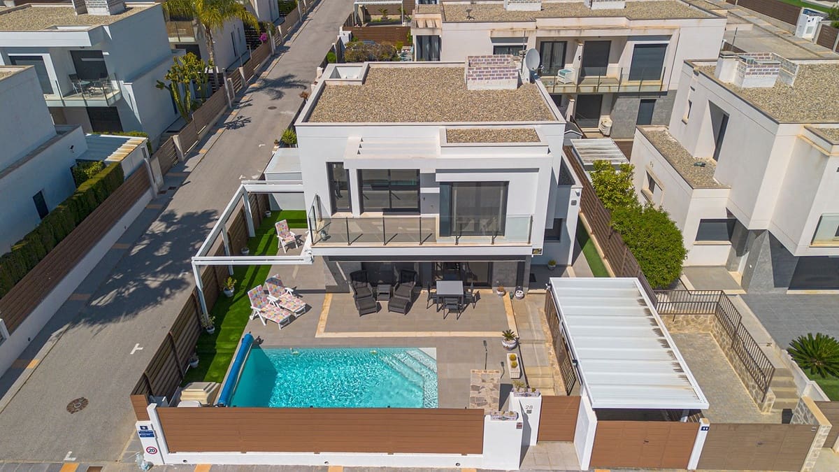 3 chambre Villa/Maison à vendre à Orihuela avec piscine - 419 500 € (Ref: 9762468)