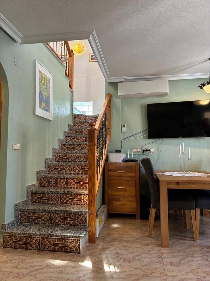 3 camera da letto Villetta Bifamiliare in vendita in Filipinas con piscina garage - 249.950 € (Rif: 9762476)