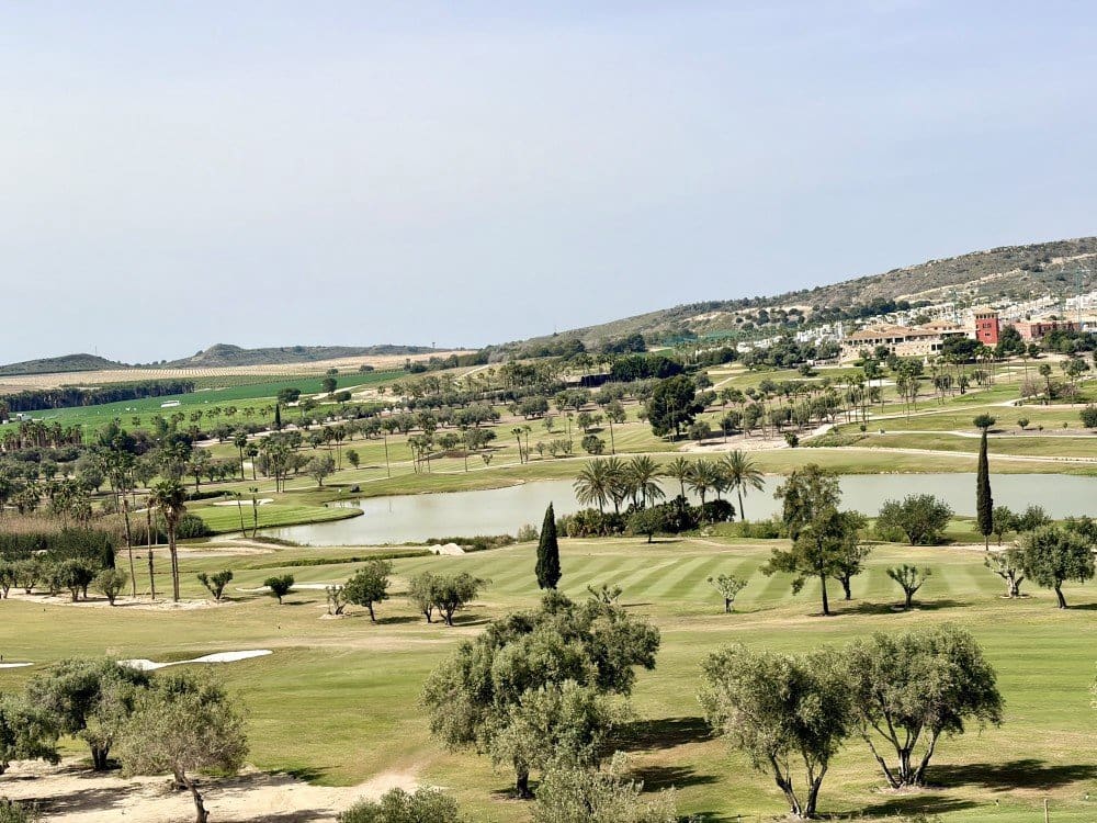 2 soverom Bungalow til salgs i Algorfa med svømmebasseng garasje - € 130 000 (Ref: 9764800)