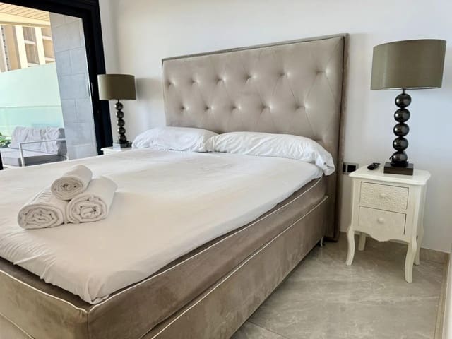 3 sovrum Lägenhet till salu i Playa Poniente, Benidorm - 679 000 € (Ref: 9764802)