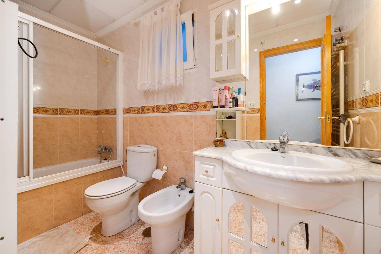 Apartamento de 3 habitaciones en Torrevieja en venta con garaje - 171.969 € (Ref: 9764811)