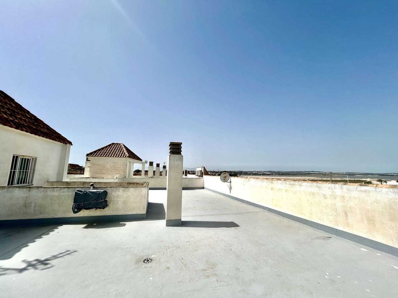 2 quarto Apartamento para venda em Torrevieja com garagem - 133 900 € (Ref: 9764818)