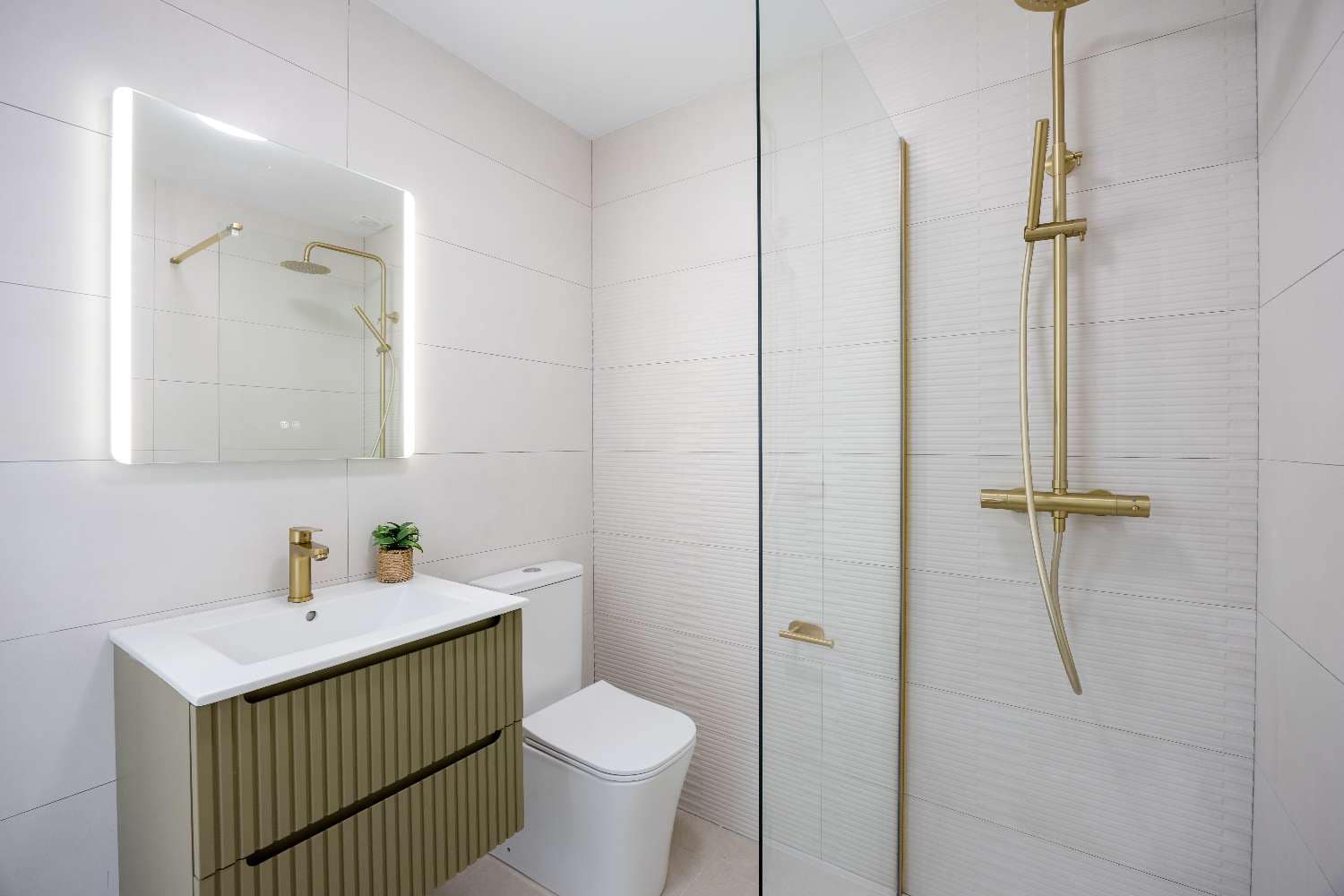 2 slaapkamer Appartement te koop in Orihuela - € 200.000 (Ref: 9764827)