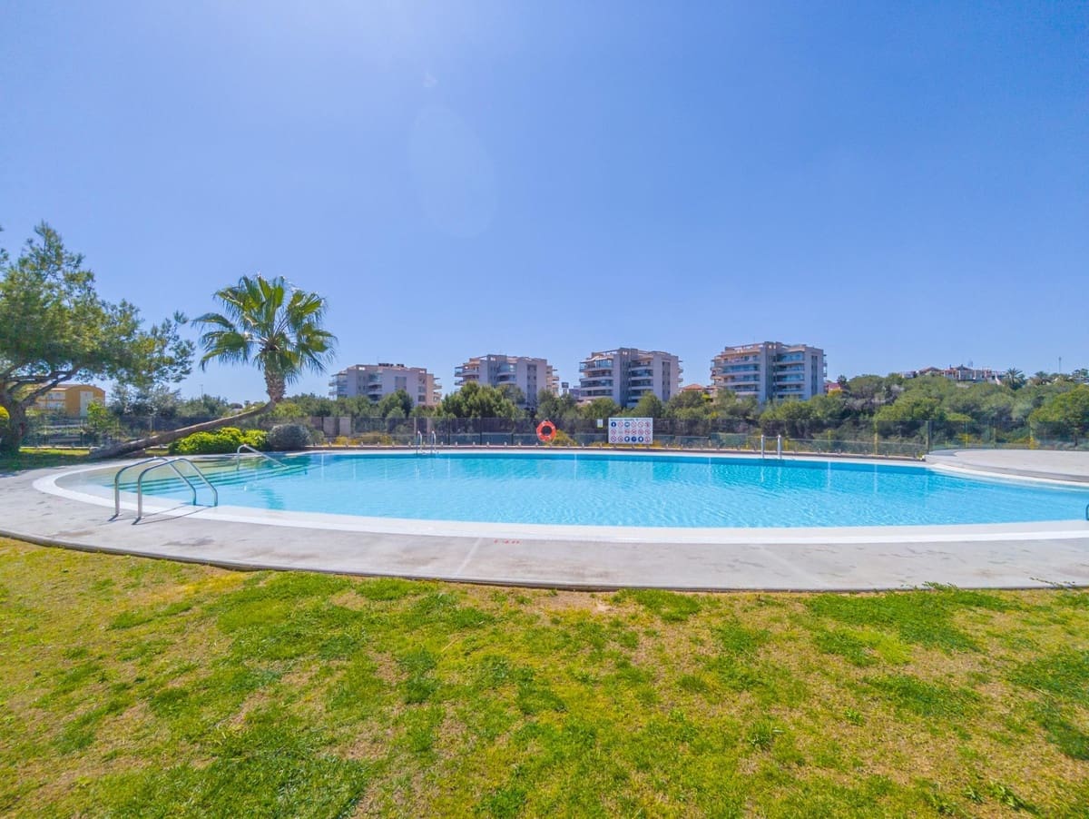 3 sovrum Lägenhet till salu i Orihuela med pool - 378 000 € (Ref: 9764831)