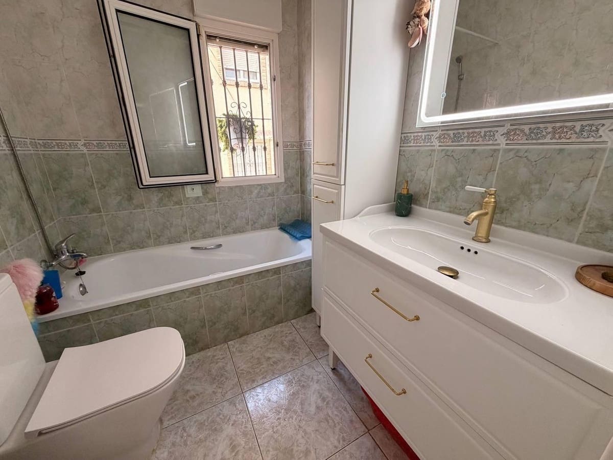 3 makuuhuone Bungalow myytävänä paikassa Orihuela - 229 000 € (Ref: 9782120)