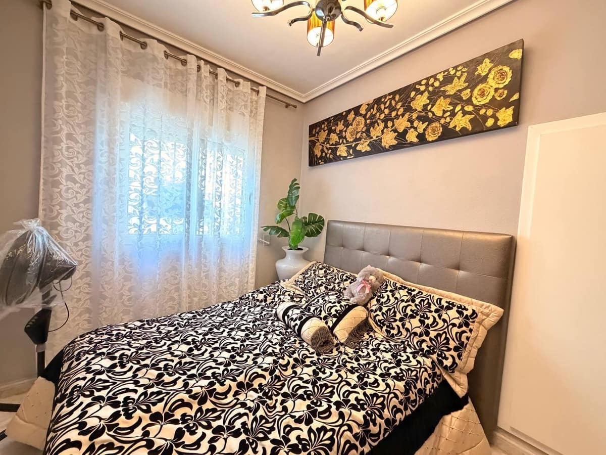 3 makuuhuone Bungalow myytävänä paikassa Orihuela - 229 000 € (Ref: 9782120)