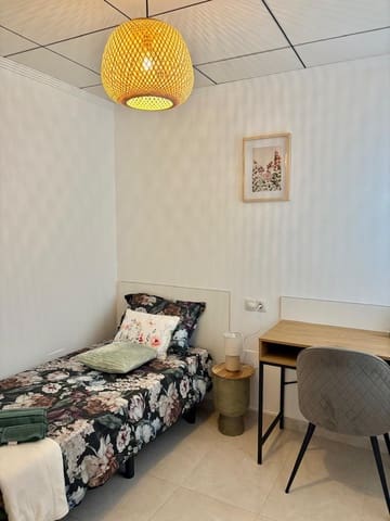 3 soveværelse Lejlighed til salg i Centro - Muelle Pesquero, Torrevieja - € 185.000 (Ref: 9782127)