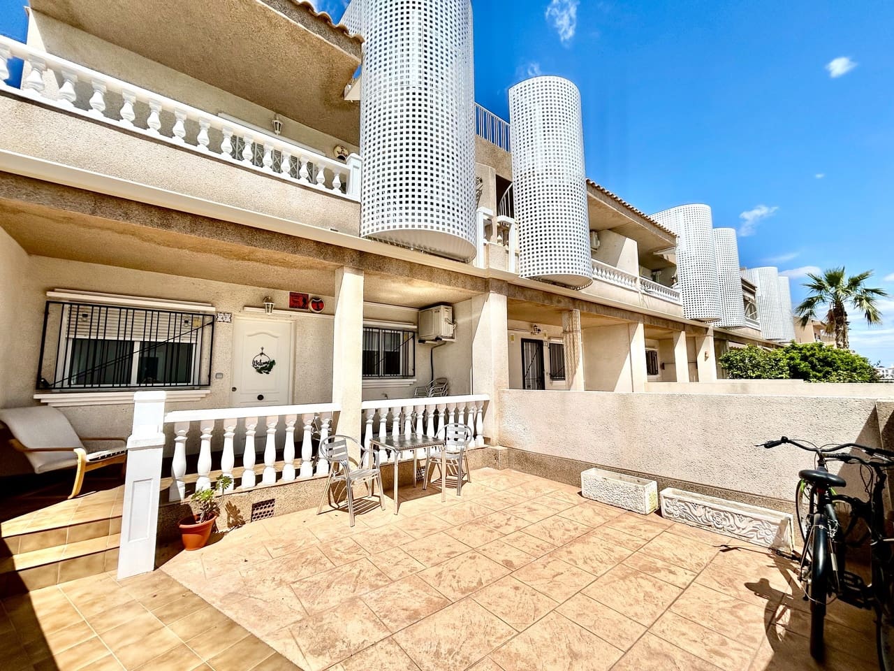 2 slaapkamer Appartement te koop in Villamartin met garage - € 159.950 (Ref: 9782128)