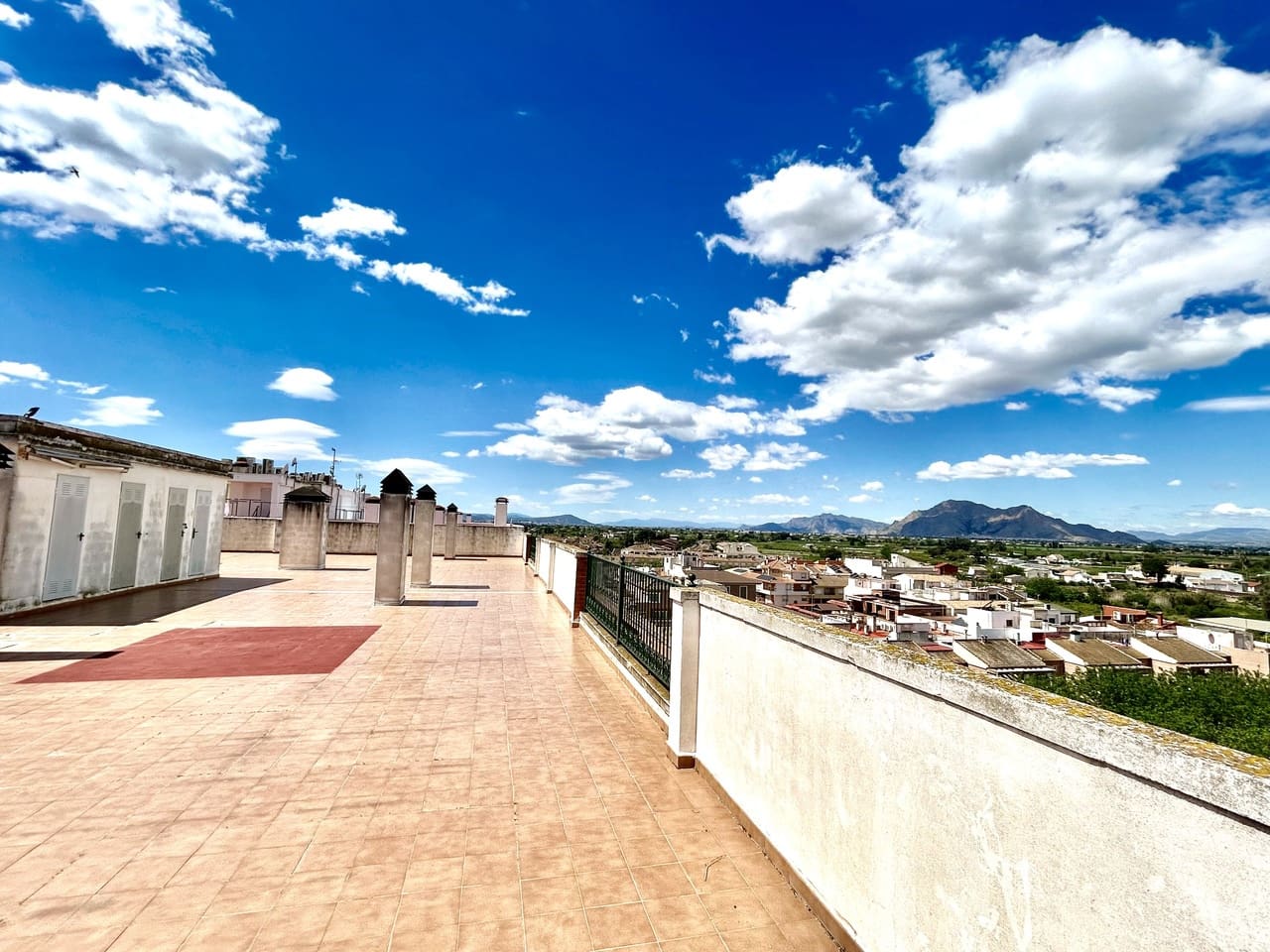 4 bedroom Apartment for sale in Almoradi with garage - € 159,000 (Ref: 9783734)