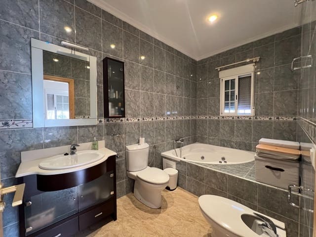 3 camera da letto Villa in vendita in Dolores con piscina garage - 355.000 € (Rif: 9783741)