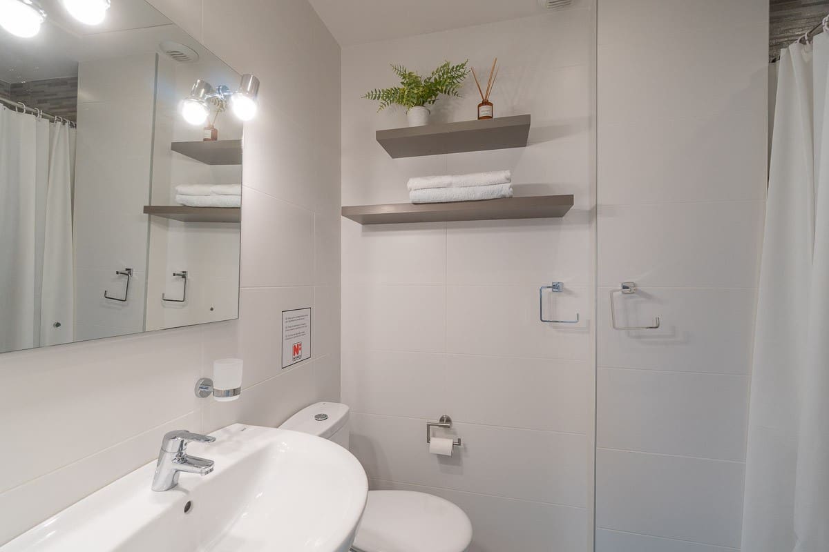 2 Zimmer Apartment zu verkaufen in Orihuela Costa mit Pool Garage - 220.000 € (Ref: 9783742)