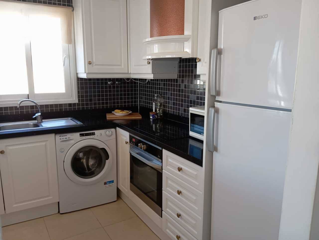 2 Zimmer Apartment zu verkaufen in Villamartin mit Garage - 190.000 € (Ref: 9791300)