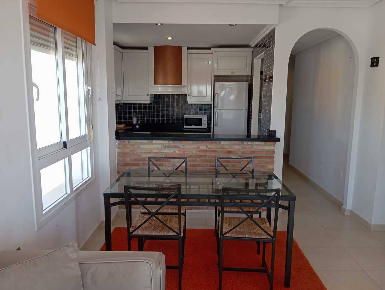 2 Zimmer Apartment zu verkaufen in Villamartin mit Garage - 190.000 € (Ref: 9791300)