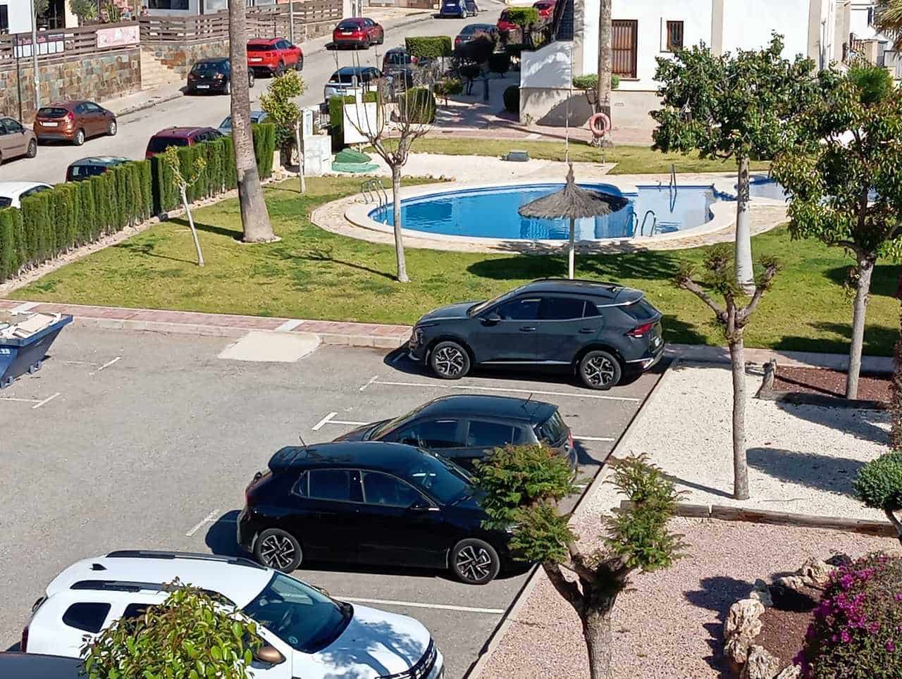 2 Zimmer Apartment zu verkaufen in Villamartin mit Garage - 190.000 € (Ref: 9791300)