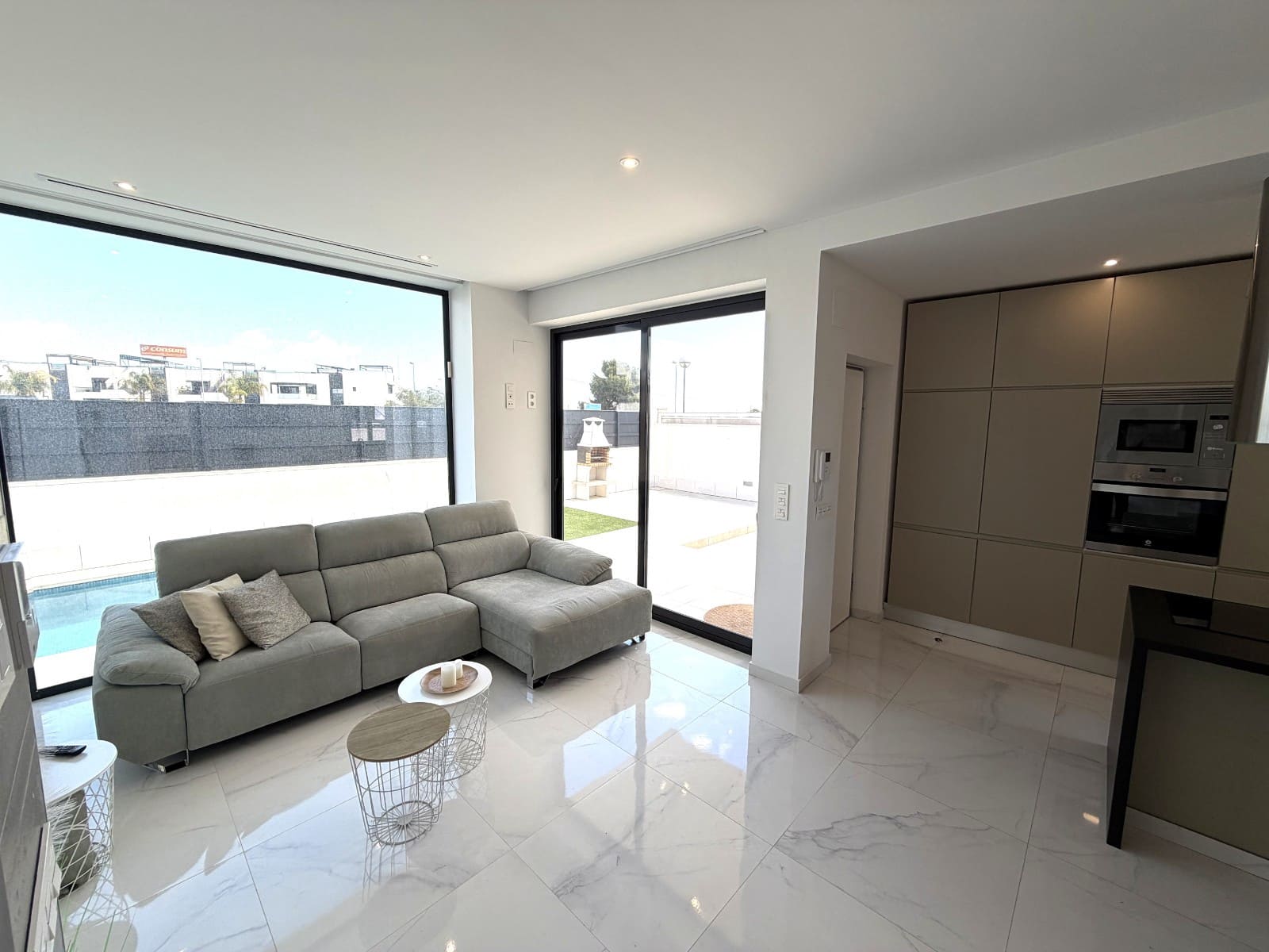 3 soveværelse Villa til salg i Ciudad Quesada med swimmingpool garage - € 399.900 (Ref: 9791312)