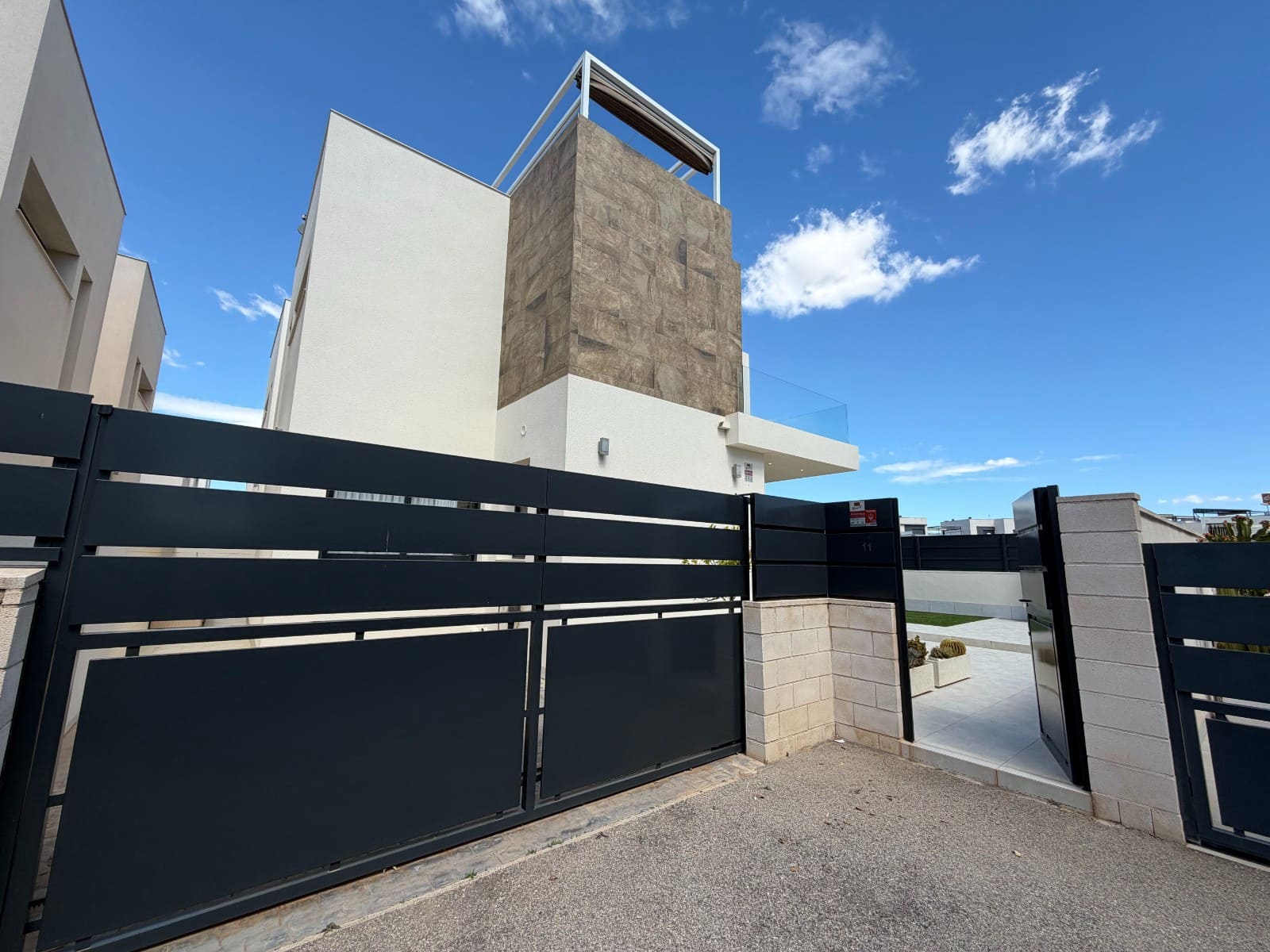 3 soveværelse Villa til salg i Ciudad Quesada med swimmingpool garage - € 399.900 (Ref: 9791312)