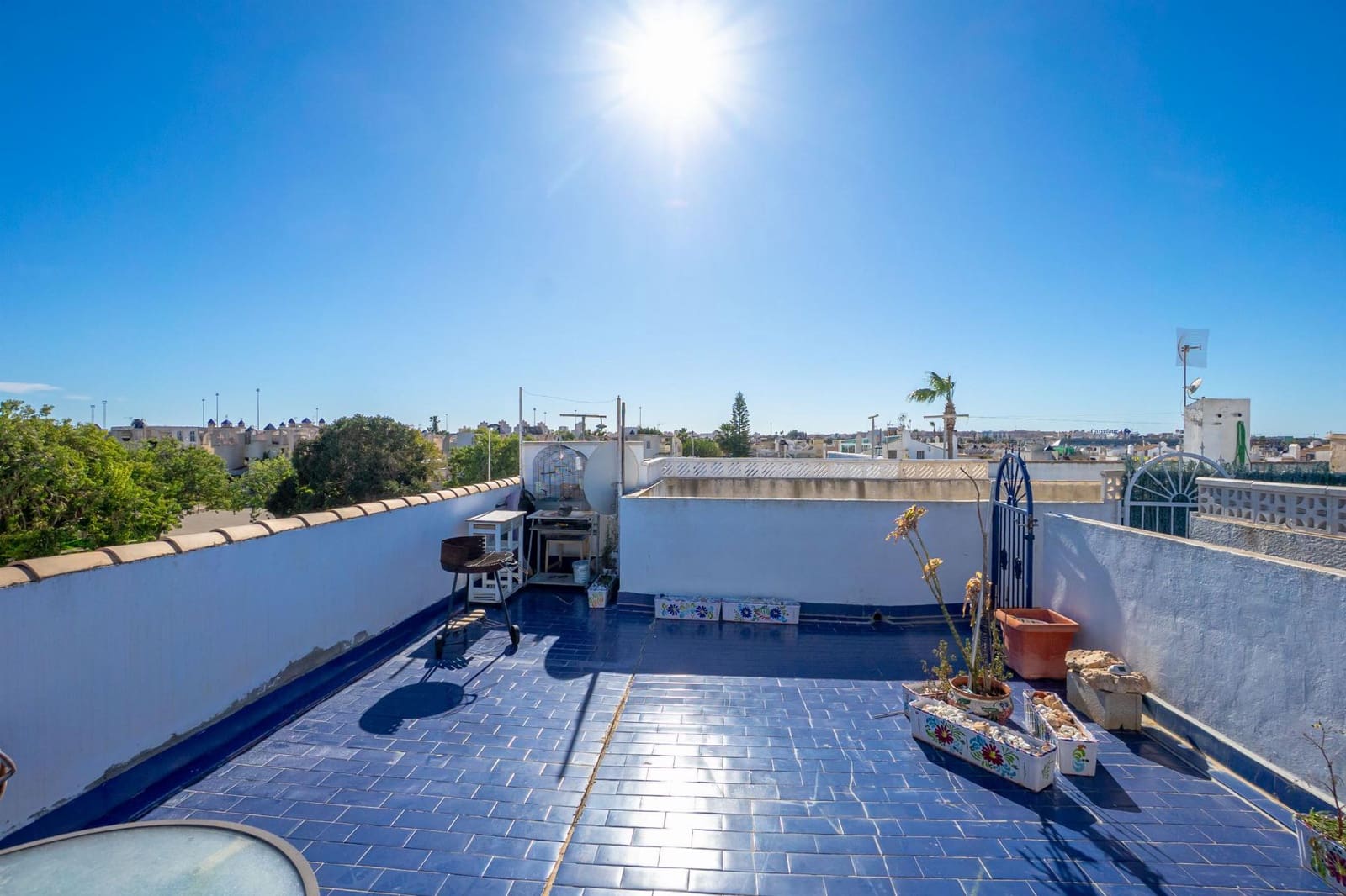 2 chambre Bungalow à vendre à Torrevieja avec piscine - 135 000 € (Ref: 9791315)