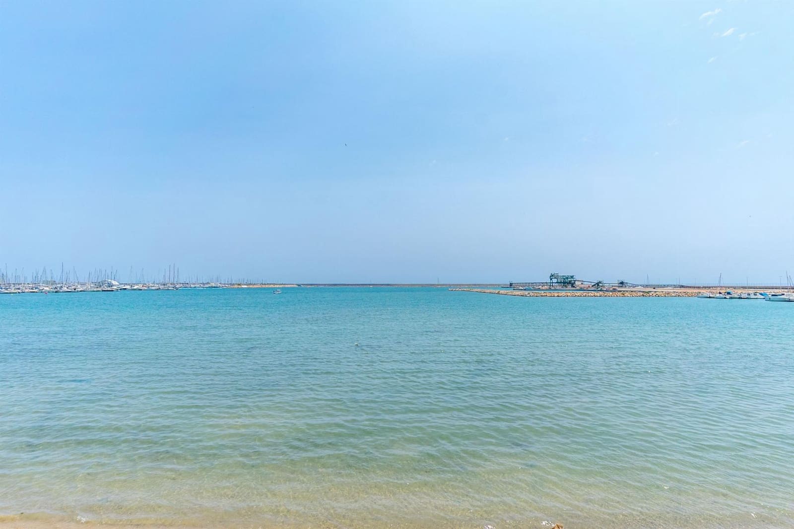 Apartamento de 3 habitaciones en Torrevieja en venta con piscina - 269.000 € (Ref: 9791316)