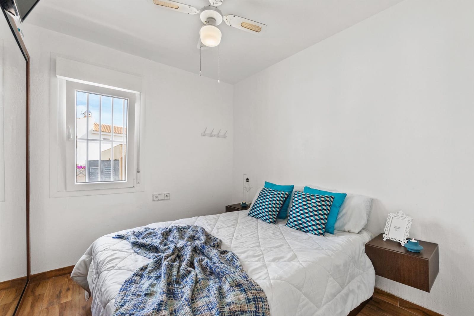 3 soveværelse Byhus til salg i Torrevieja med swimmingpool garage - € 255.000 (Ref: 9791317)