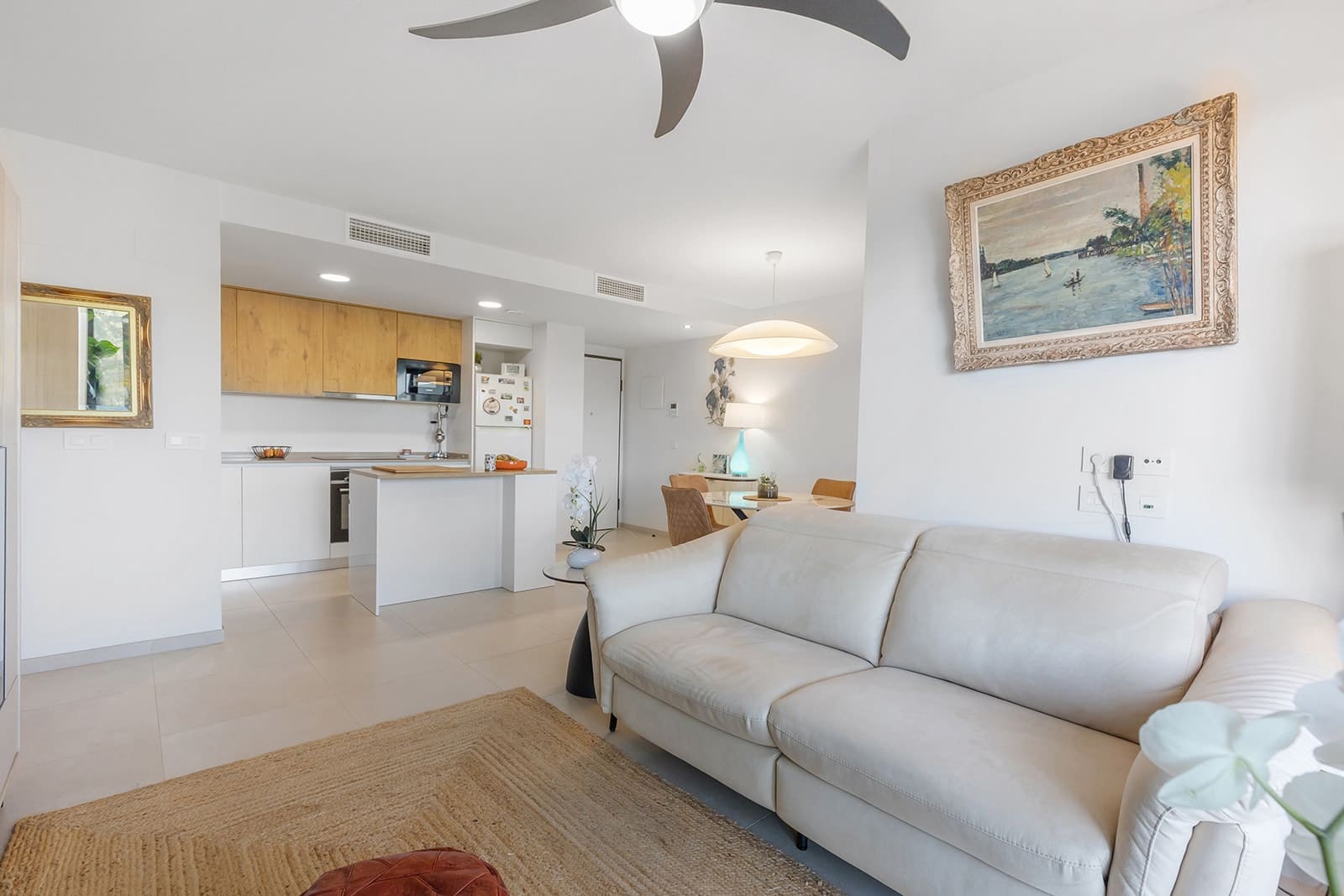 2 soverom Leilighet til salgs i Torrevieja med garasje - € 519 000 (Ref: 9791319)