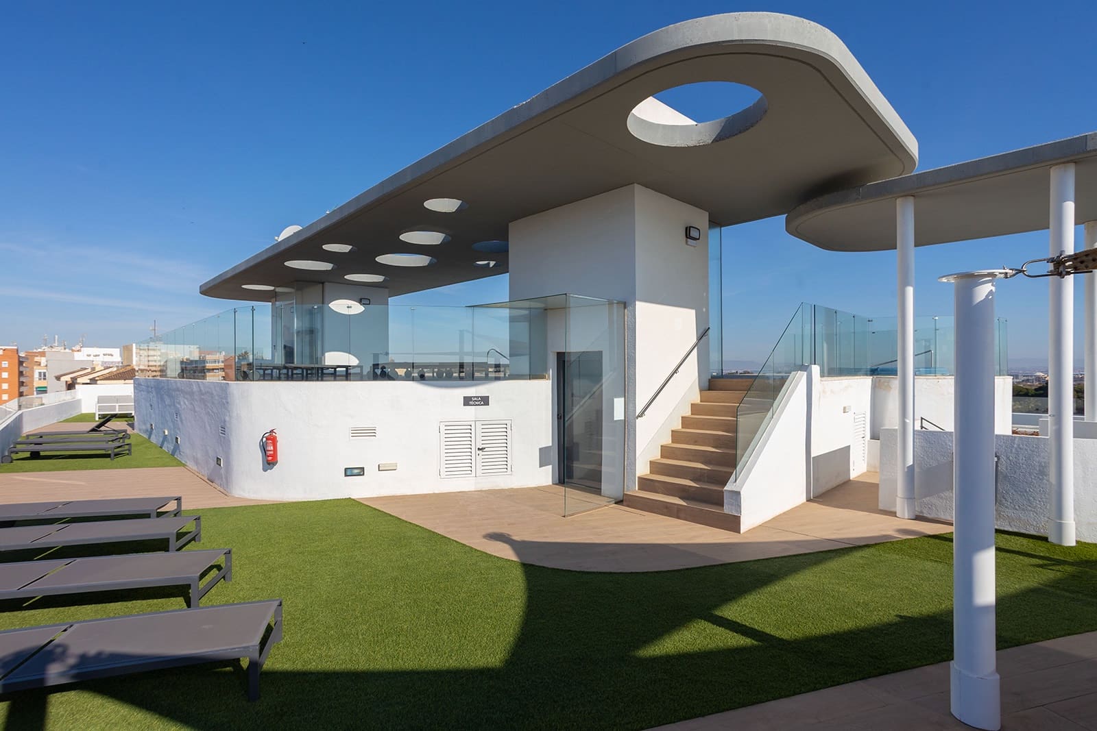 2 soverom Leilighet til salgs i Torrevieja med garasje - € 519 000 (Ref: 9791319)