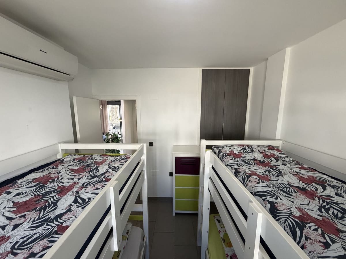 2 sypialnia Apartament na sprzedaż w Miasto Alicante / Alacant z basenem garażem - 269 000 € (Ref: 9791320)