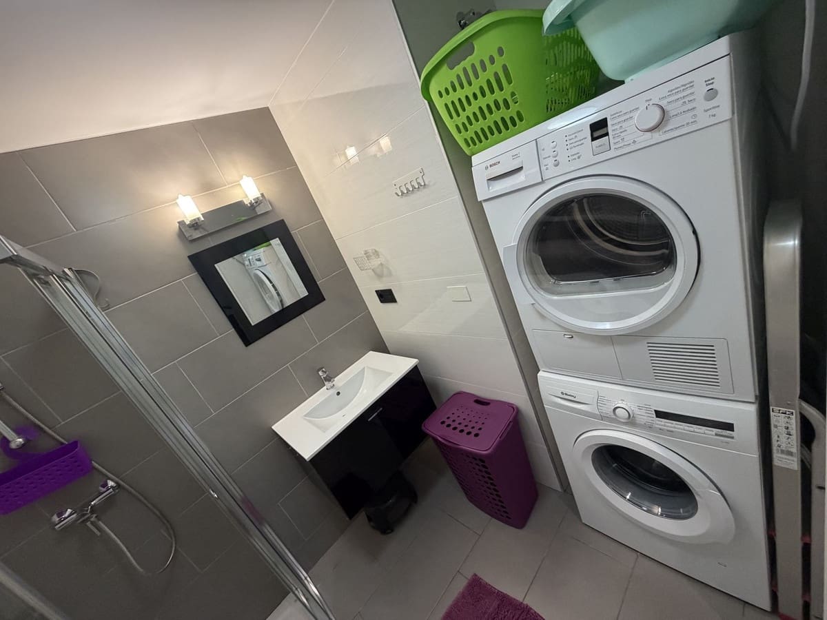 2 sypialnia Apartament na sprzedaż w Miasto Alicante / Alacant z basenem garażem - 269 000 € (Ref: 9791320)