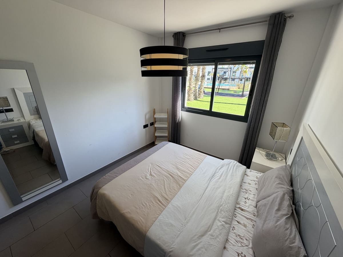 2 sypialnia Apartament na sprzedaż w Miasto Alicante / Alacant z basenem garażem - 269 000 € (Ref: 9791320)