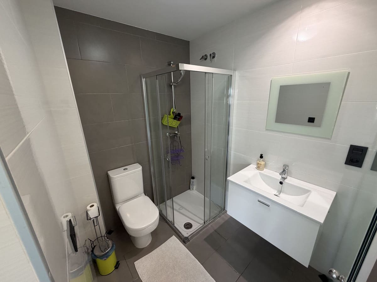 2 sypialnia Apartament na sprzedaż w Miasto Alicante / Alacant z basenem garażem - 269 000 € (Ref: 9791320)