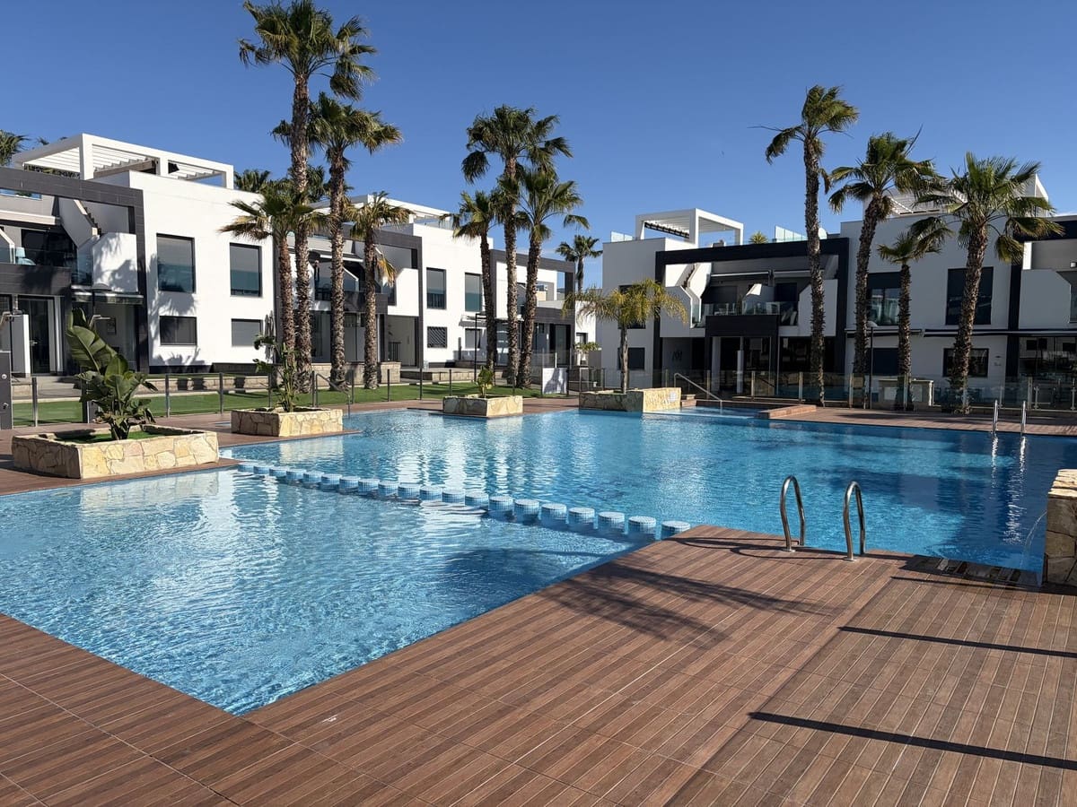 2 sypialnia Apartament na sprzedaż w Miasto Alicante / Alacant z basenem garażem - 269 000 € (Ref: 9791320)