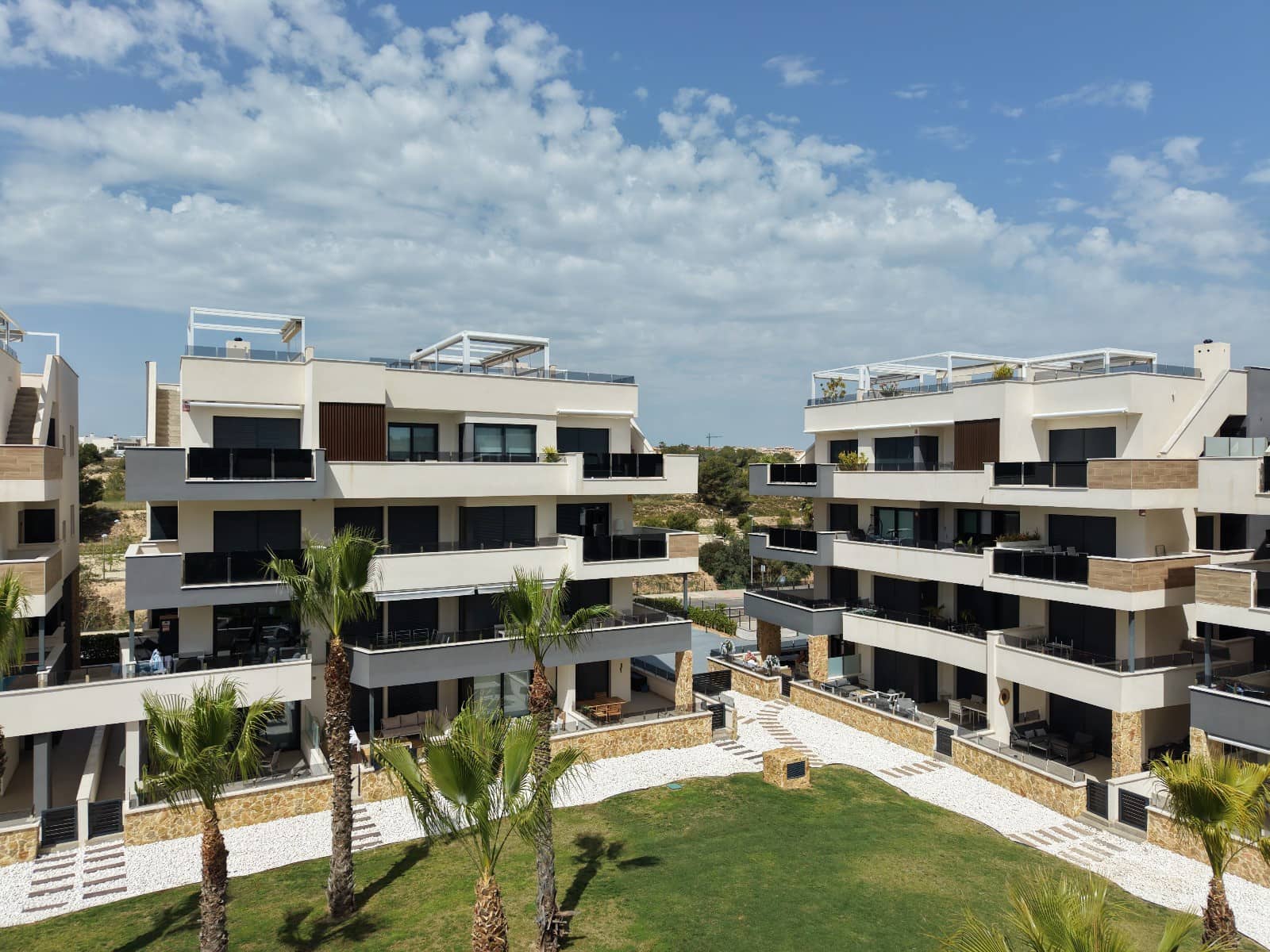 2 Zimmer Apartment zu verkaufen in Orihuela Costa mit Pool - 289.000 € (Ref: 9795026)