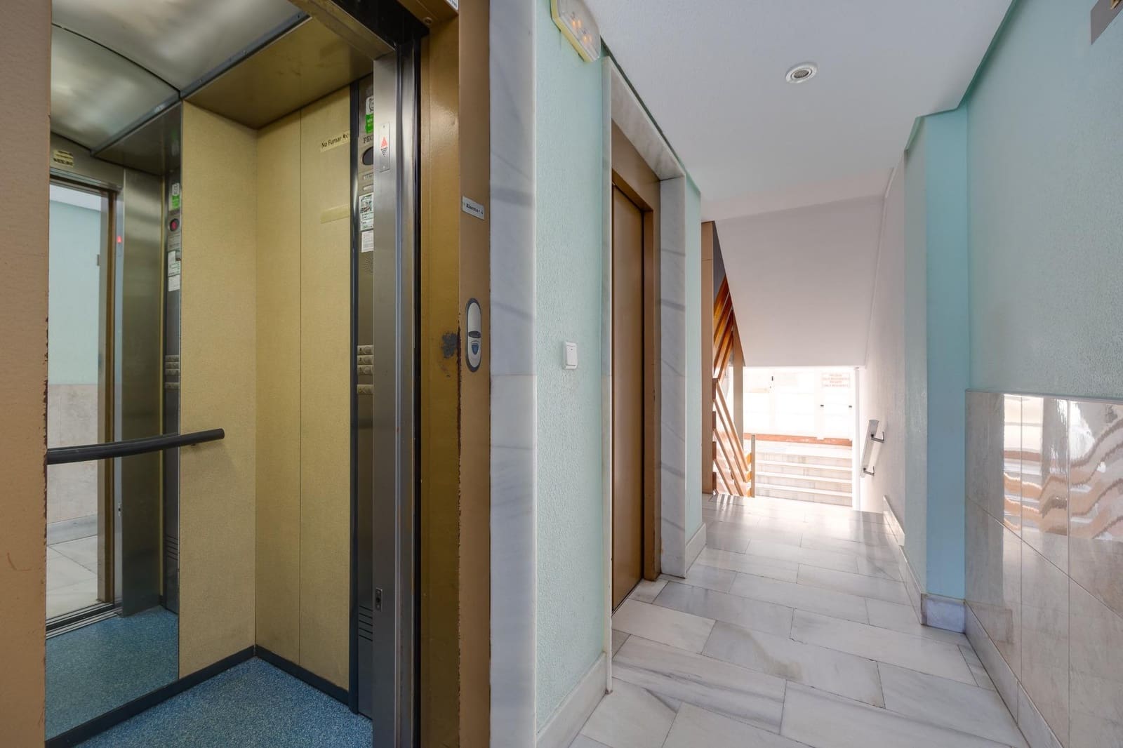 2 bedroom Apartment for sale in Torrevieja with pool - € 140,000 (Ref: 9795029)