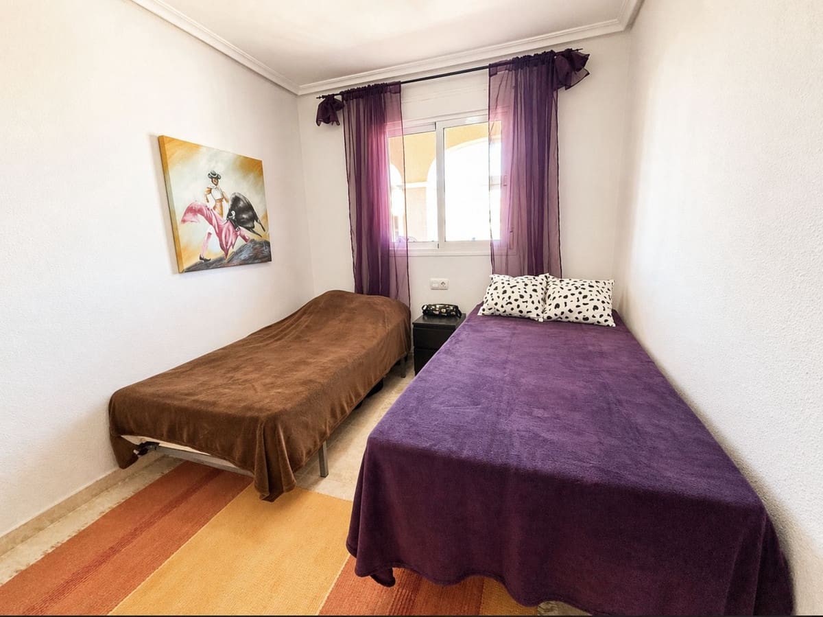 3 slaapkamer Penthouse te koop in Orihuela met zwembad - € 239.000 (Ref: 9795048)