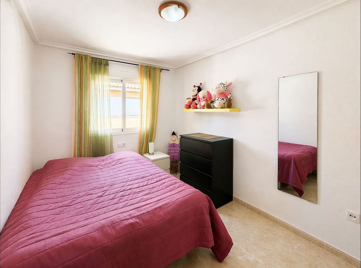 3 slaapkamer Penthouse te koop in Orihuela met zwembad - € 239.000 (Ref: 9795048)