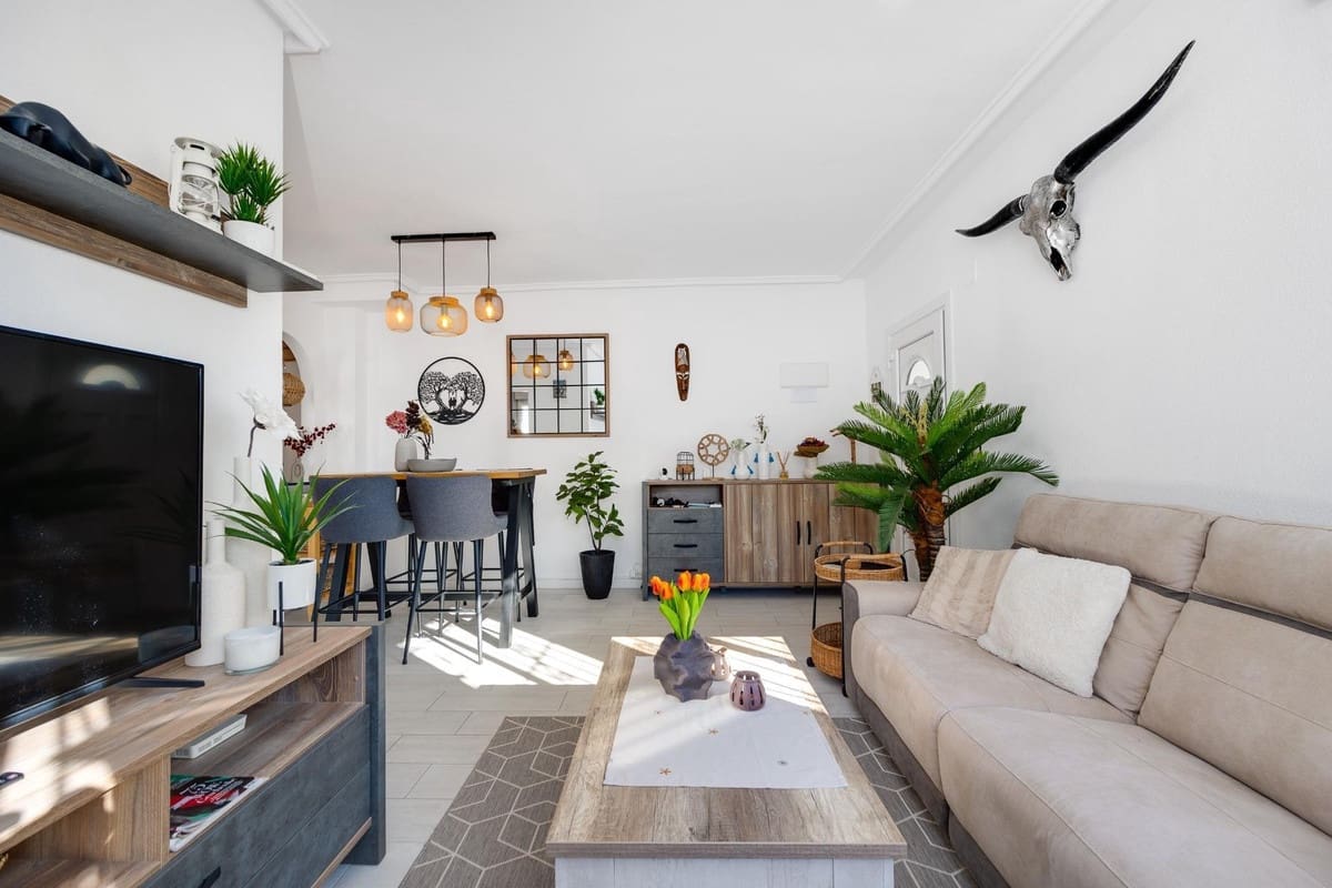 3 bedroom Townhouse for sale in Orihuela - € 265,000 (Ref: 9795050)