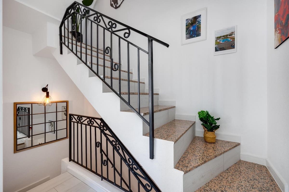 3 bedroom Townhouse for sale in Orihuela - € 265,000 (Ref: 9795050)