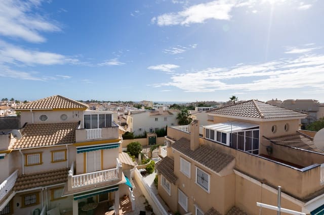 2 soverom Hus til salgs i Playa Flamenca, Orihuela med svømmebasseng - € 219 000 (Ref: 9795053)