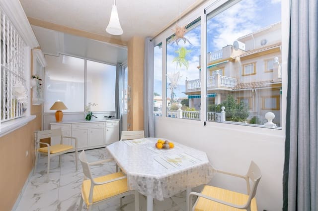 2 soverom Hus til salgs i Playa Flamenca, Orihuela med svømmebasseng - € 219 000 (Ref: 9795053)