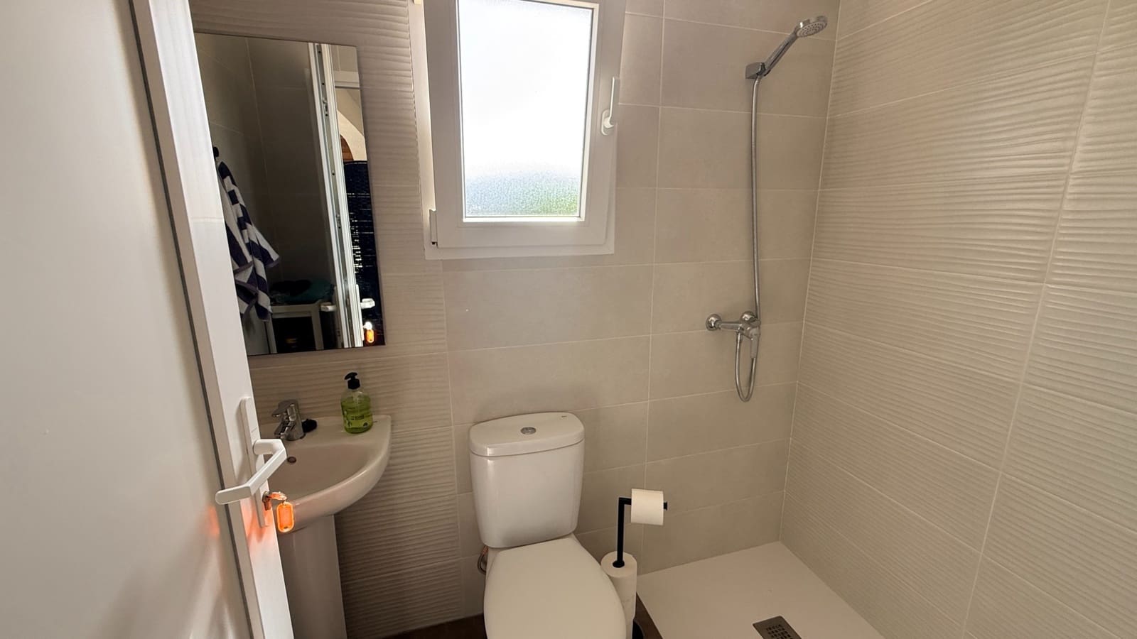 4 makuuhuone Huvila myytävänä paikassa Pinoso mukana uima-altaan 
autotalli - 649 950 € (Ref: 9799649)