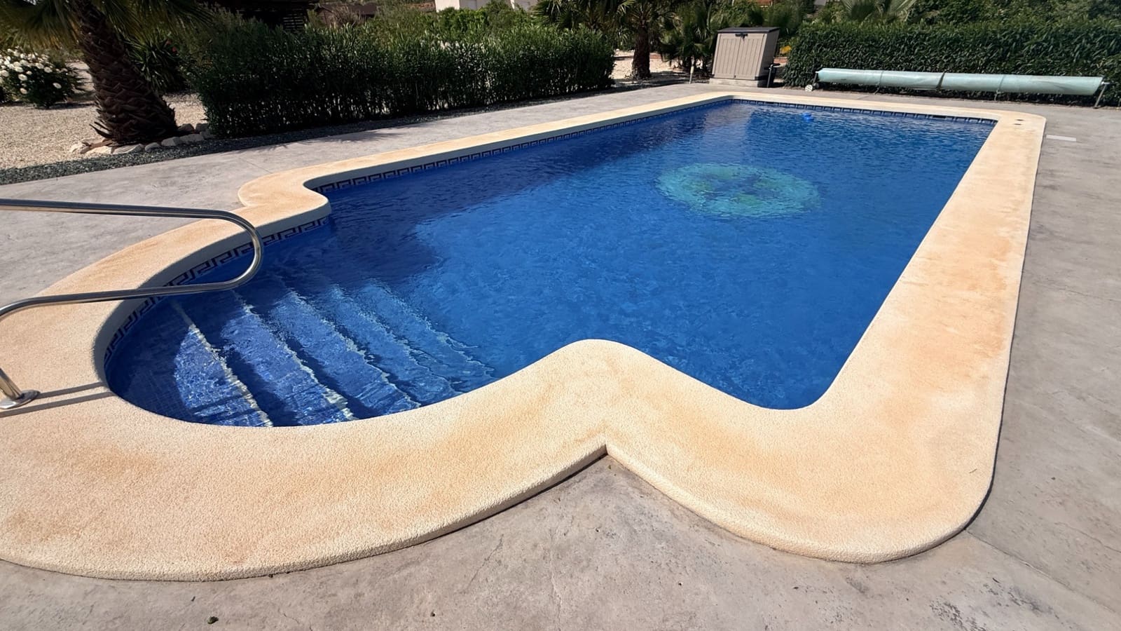 4 makuuhuone Huvila myytävänä paikassa Pinoso mukana uima-altaan 
autotalli - 649 950 € (Ref: 9799649)