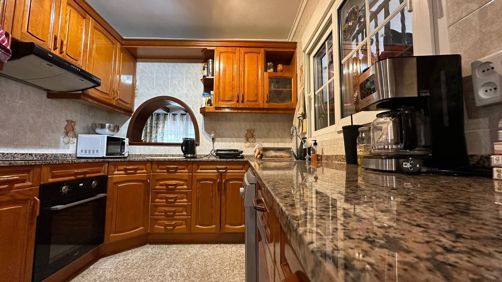 4 sypialnia Willa na sprzedaż w Torrevieja z basenem - 490 000 € (Ref: 9799660)